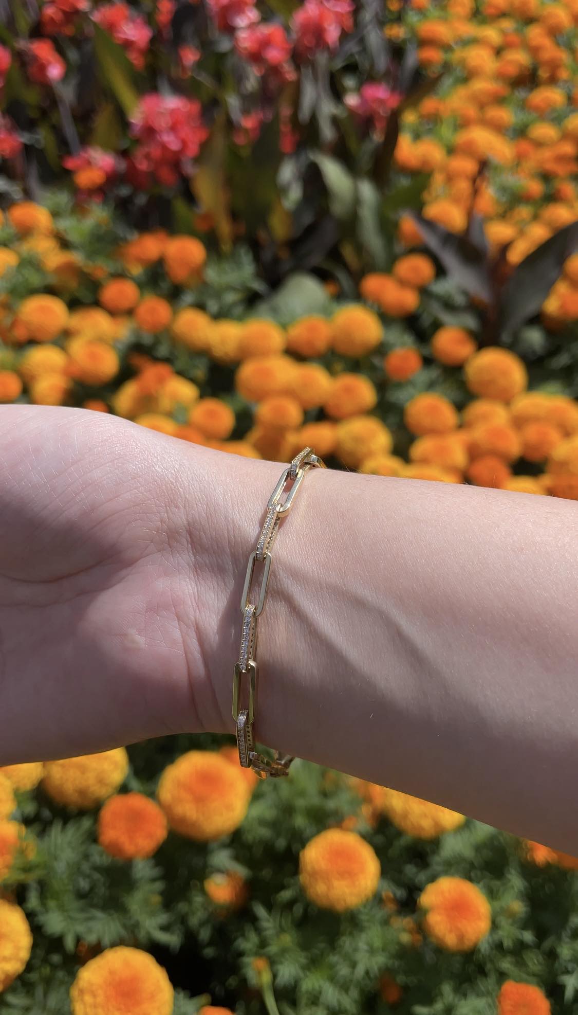 Gold Bracelet Paperclip With Zircons