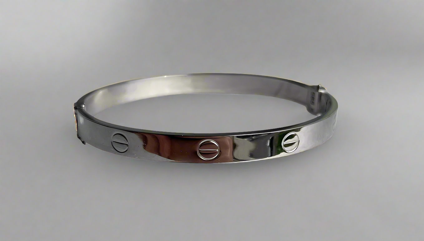 Love White Gold Bracelet